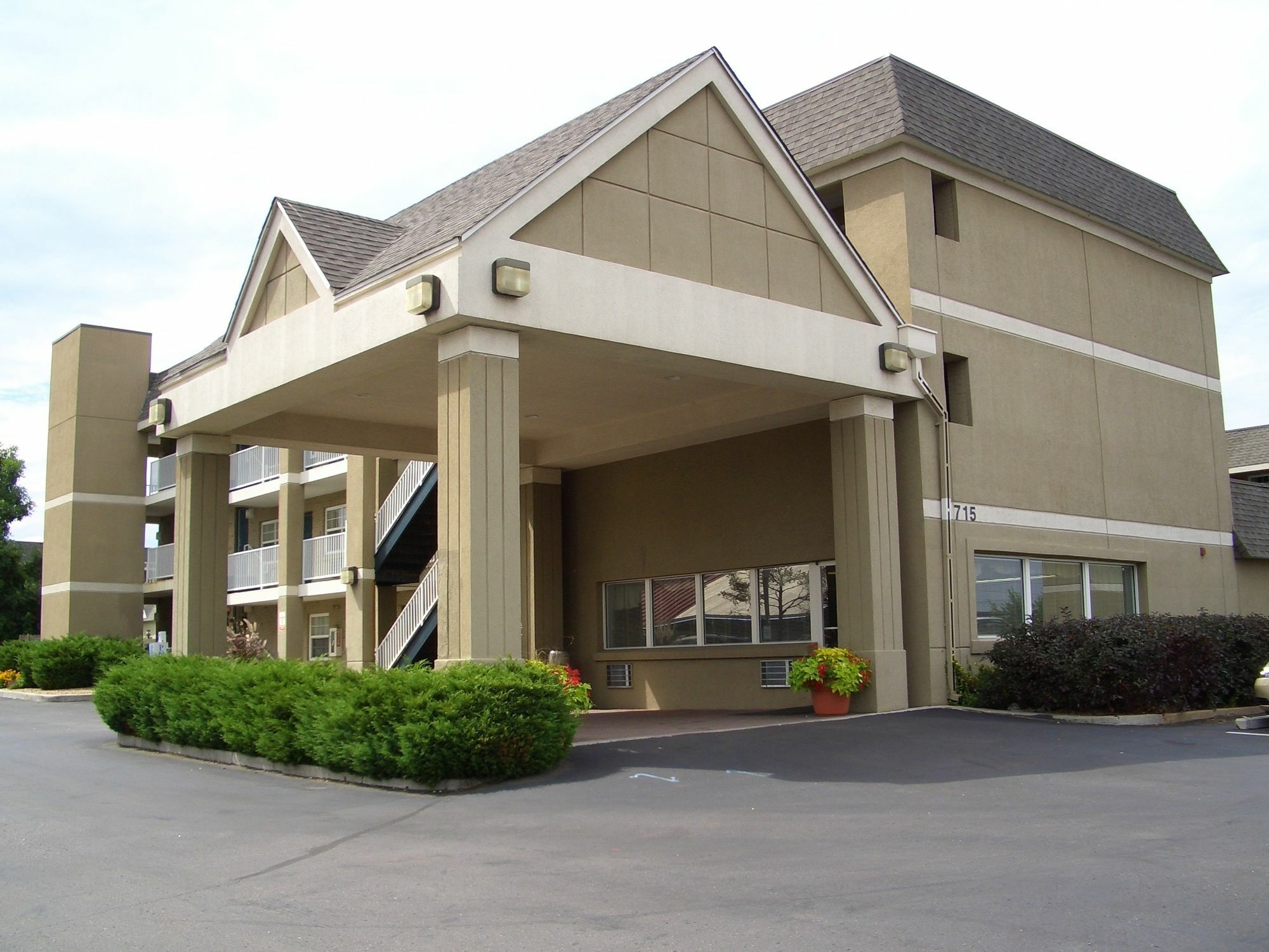 Hometowne Studios By Red Roof Denver - Lakewood West Exterior foto